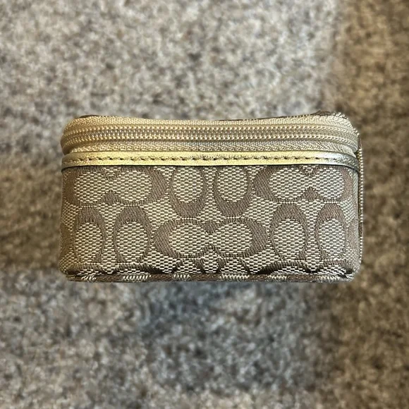 Coach Fabric Zip Jewelry Holder - Picture 5 of 9